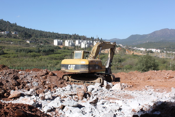 安寧市龍川西路投資建設項目監(jiān)理服務項目開工