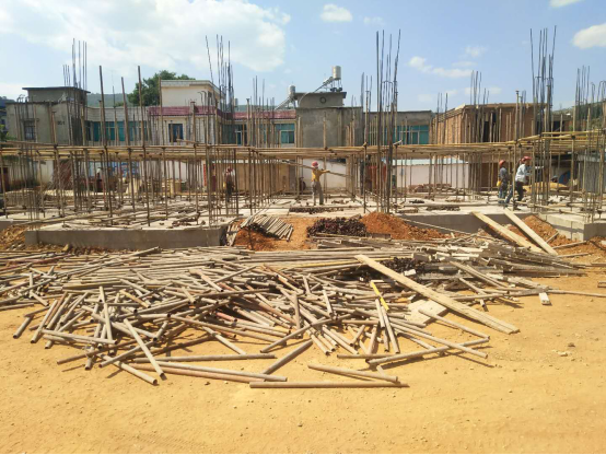 安寧市八街街道辦摩所營(yíng)村委會(huì)向陽(yáng)村公房、機(jī)耕路建設(shè)工程